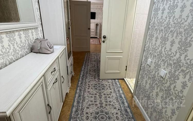 2-комнатная квартира · 56 м² · 4/9 этаж, мкр Астана 95 за 190 000 ₸ в Шымкенте, Каратауский р-н — фото 2