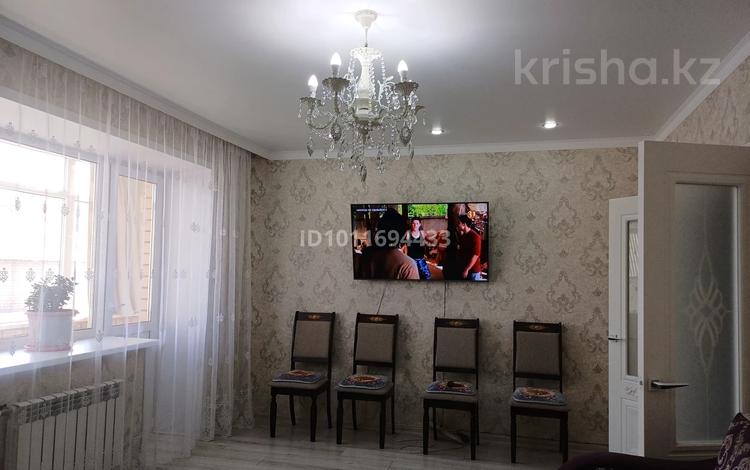 2-бөлмелі пәтер · 75 м² · 3/5 қабат, иртышская 7а, бағасы: 40 млн ₸ в Семее — фото 2