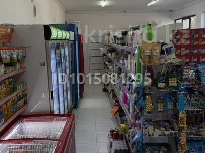 Магазины и бутики, студии · 102 м² за 150 000 ₸ в Шымкенте, Абайский р-н