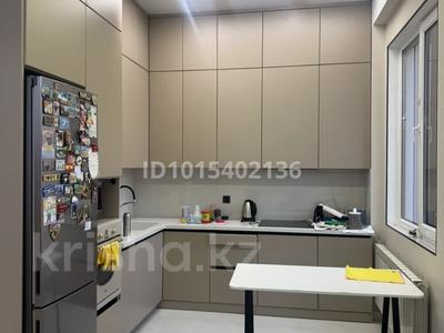 4-комнатная квартира · 200 м² · 6/6 этаж, мкр Самал-3 37 за 1.5 млн ₸ в Алматы, Медеуский р-н