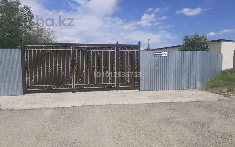 Жеке үй · 4 бөлме · 200 м² · 10 жүзд., Аягузская 201 А, бағасы: 34 млн ₸ в Семее — фото 2