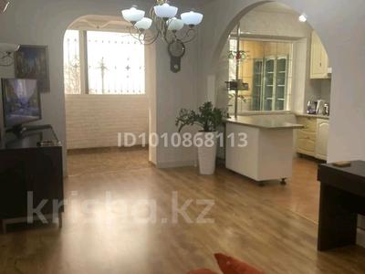 4-бөлмелі пәтер · 115 м² · 1/5 қабат, 15-й мкр 10, бағасы: 90 млн 〒 в Актау
