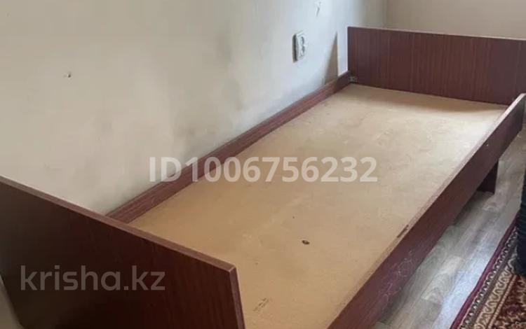1 комната · 11 м², Серикбаев 1/2 за 135 000 ₸ в Усть-Каменогорске — фото 2