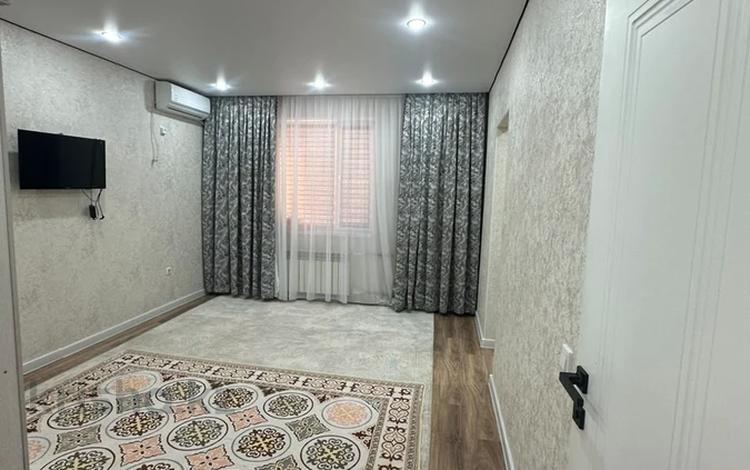 1-комнатная квартира · 34 м² · 3/6 этаж, 17-й мкр 90 за 11.5 млн ₸ в Актау — фото 2