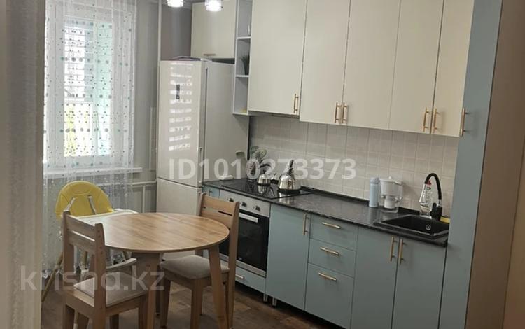 2-бөлмелі пәтер · 52 м² · 2/10 қабат, Бориса Александрова 1/1, бағасы: 24.7 млн ₸ в Усть-Каменогорске, Ульбинский — фото 2