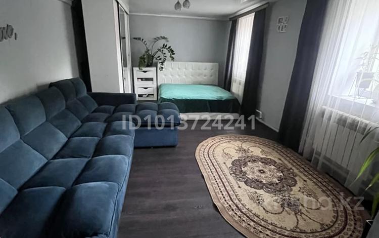 Отдельный дом · 4 комнаты · 66 м² · 8 сот., Переулок кирпичный 24 за 15 млн ₸ в Караганде, Казыбек би р-н — фото 2