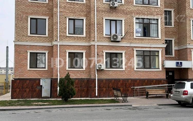 3-комнатная квартира · 85 м² · 1/5 этаж, Г.Туркестан 5 — Рядом школа детский сад магазины спортивная школа за 21 млн ₸ — фото 11
