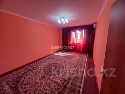 3-бөлмелі пәтер, 86 м², 2/5 қабат ай сайын, мкр Нурсая 105, бағасы: 180 000 〒 в Атырау, мкр Нурсая