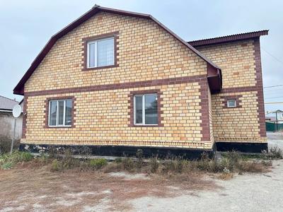 Жеке үй · 5 бөлме · 240 м² · 10 сот., Ш.Уалиханова 9, бағасы: 29.9 млн 〒 в Талапкер 