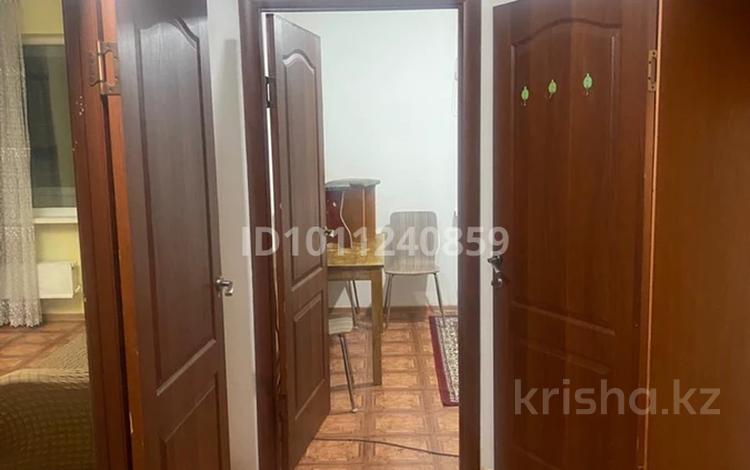 1-комнатная квартира · 40.6 м² · 6/6 этаж, мкр Кокжиек за 160 000 ₸ в Алматы, Жетысуский р-н — фото 2