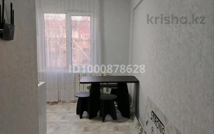 1-бөлмелі пәтер · 33 м², бульвар гагарина 34, бағасы: 10 000 ₸ в Усть-Каменогорске, Ульбинский — фото 2