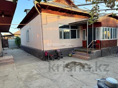 Жеке үй · 5 бөлме · 105.5 м² · 7 сот., Тұран 5А — Жаңа мешіт,Жаңа мектеп., бағасы: 30 млн 〒 в Абае