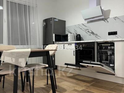 2-комнатная квартира · 54 м² · 8/17 этаж, Хусейн бен Талал 39 за 350 000 ₸ в Астане, Есильский р-н