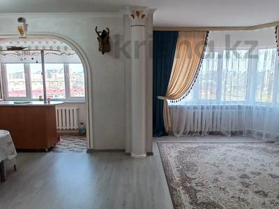 4-комнатная квартира · 130 м² · 9/10 этаж, Адмирал Владимирский 23 а за 37.5 млн 〒 в Атырау, мкр Авангард-2