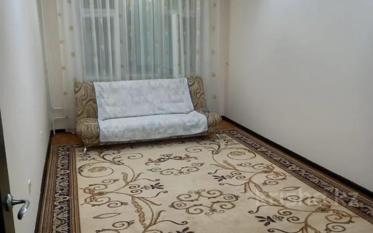 3-комнатная квартира · 70 м², 12-й мкр 11 — Центр города за 170 000 ₸ в Актау — фото 2