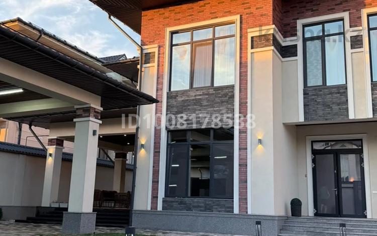 Жеке үй · 7 бөлме · 350 м² · 8 жүзд., Самал-2 ш/а, бағасы: 285 млн ₸ в Шымкенте, Абайский р-н — фото 26