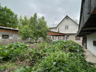 Продажа домов и дачи в Алматы: Отдельный дом · 5 комнат · 206 м² · 7 сот., мкр Таугуль-3, Карменова 4 за 95 млн 〒 Отдельный дом · 5 комнат · 206 м² · 7 сот., мкр Таугуль-3, Карменова 4 за 95 млн 〒 в Алматы, Ауэзовский р-н