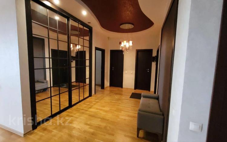 4-бөлмелі пәтер · 174.8 м² · 18/19 қабат, Кенесары 4, бағасы: 78 млн ₸ в Астане, Сарыарка р-н — фото 10