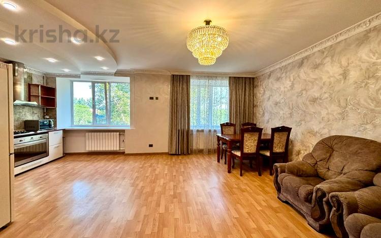 4-комнатная квартира · 101.6 м² · 4/5 этаж, мкр Михайловка , Мичурина 21/3 за 62 млн ₸ в Караганде, Казыбек би р-н — фото 2