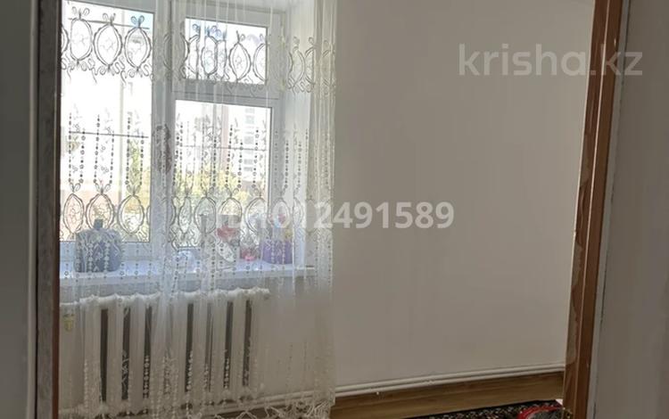 2-бөлмелі пәтер · 60 м² · 2 қабат, Шукурова 100Д, бағасы: 18 млн ₸ в  — фото 2