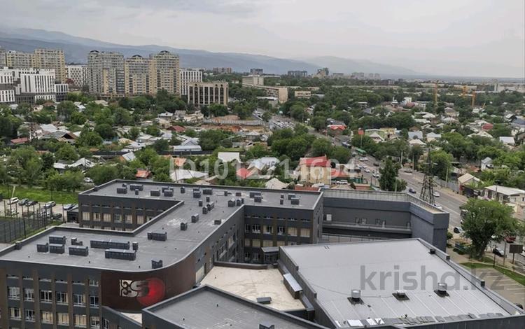 2-комнатная квартира · 52 м² · 15/15 этаж, Утепова 31 за 31 млн ₸ в Алматы, Бостандыкский р-н — фото 12