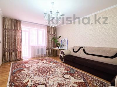 3-бөлмелі пәтер · 82.3 м² · 8/9 қабат, Айтматова 31а, бағасы: 42 млн ₸ в Астане, Нура р-н