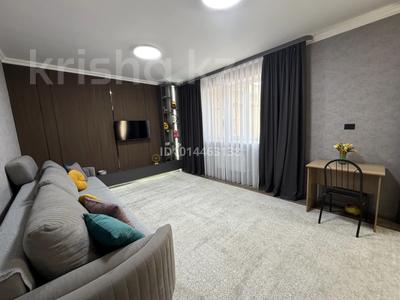 2-бөлмелі пәтер · 60 м², Микрорайон Алтын Ауыл 10 г, бағасы: 300 000 ₸ в Каскелене