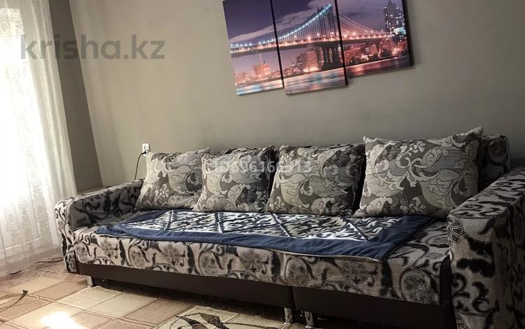 3-комнатная квартира · 65.5 м² · 2/5 этаж, Ауэзова 65 за 350 000 〒 в Алматы, Алмалинский р-н — фото 2