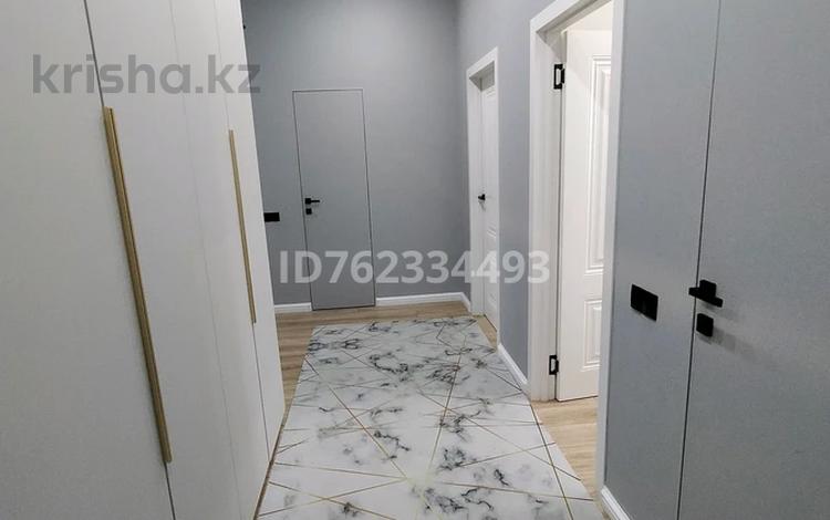 2-комнатная квартира · 70 м² · 2/9 этаж, Университетская 19/2 за 40 млн ₸ в Караганде, Казыбек би р-н — фото 2
