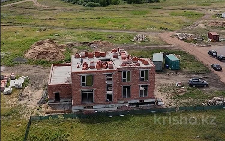 Часть дома · 7 комнат · 700 м² · 11 сот., Е-835 за 300 млн ₸ в Астане, Есильский р-н — фото 2