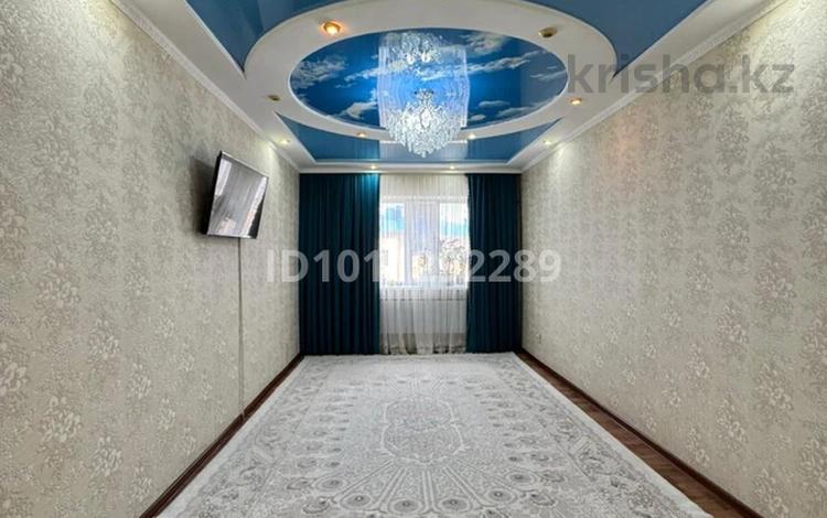 3-комнатная квартира · 81.6 м² · 3/9 этаж, жилой массив Есет Батыр, Нур сити 12 за 21.7 млн ₸ в Актобе — фото 2
