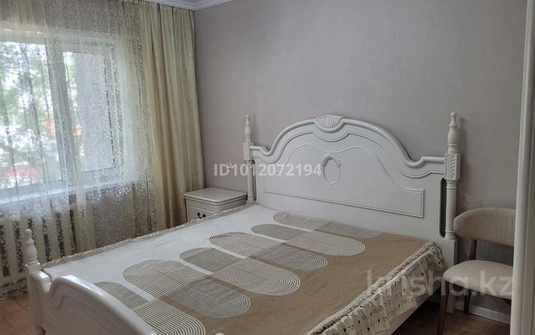 3-комнатная квартира · 66 м² · 2/9 этаж, ул. Богенбайулы 38 за 300 000 ₸ в Семее, Красный Кордон — фото 2