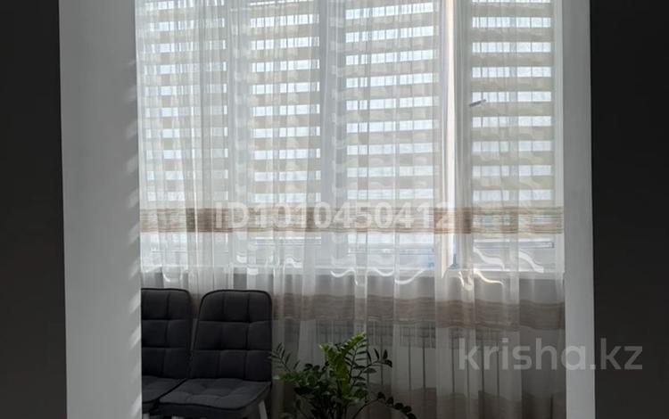 2-комнатная квартира · 73 м² · 6/6 этаж, 39-й мкр 10 за 23 млн ₸ в Актау — фото 2