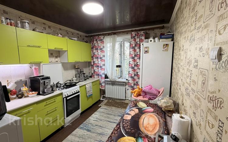 3-бөлмелі пәтер · 63.1 м² · 4/5 қабат, Узенка, Мирная 10/1, бағасы: 8.5 млн ₸ в Караганде, Алихана Бокейханова р-н — фото 2