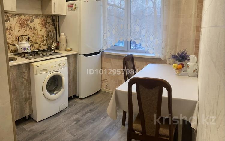2-комнатная квартира · 45 м² · 3/4 этаж, мкр №3 1 за 28.5 млн ₸ в Алматы, Ауэзовский р-н — фото 2