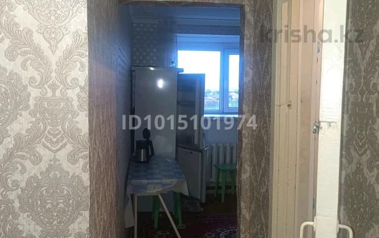1-бөлмелі пәтер · 36.4 м² · 5/5 қабат, Б.Момышұлы — Школа #2, Зерде,Қыздар гимназиясы, бағасы: 5.5 млн ₸ в Экибастузе — фото 2
