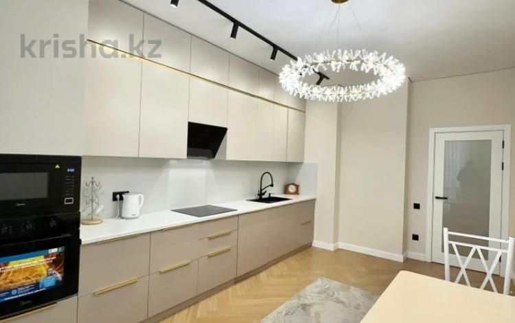 3-комнатная квартира · 130 м² · 14/17 этаж, Жарокова 218 за 120 млн ₸ в Алматы, Бостандыкский р-н — фото 8