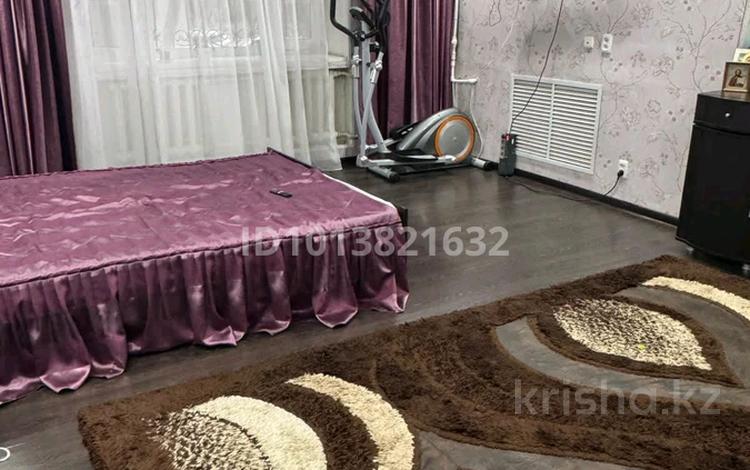 3-комнатная квартира · 92 м² · 1/3 этаж, Абая 49 а за 40 млн ₸ в Жезказгане — фото 2