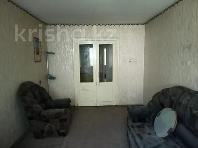 4-комнатная квартира · 85.5 м² · 1/5 этаж, ул. Караганды — Темиртауский индустриально-технологический колледж, Молодежный ресурсный цент, школа интернат №5 за 13.5 млн 〒