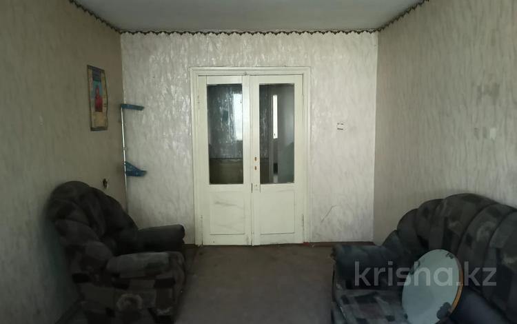 4-комнатная квартира · 85.5 м² · 1/5 этаж, ул. Караганды — Темиртауский индустриально-технологический колледж, Молодежный ресурсный цент, школа интернат №5 за 13.5 млн 〒 — фото 2