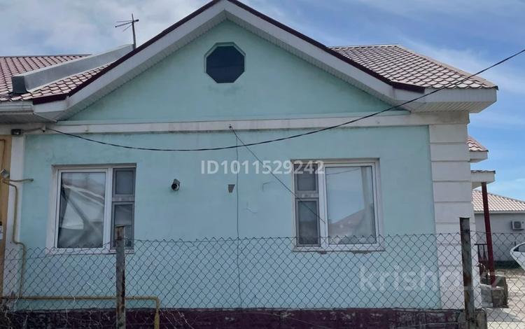 Отдельный дом · 3 комнаты · 68.8 м² · 8 сот., мкр Сарыкамыс, Байзакова 9/1 за 30 млн ₸ в Атырау — фото 2
