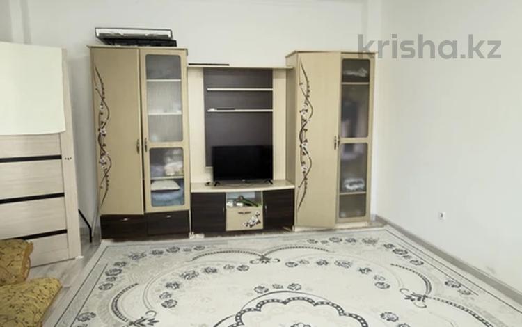 1-бөлмелі пәтер · 47 м² · 1/6 қабат, мкр Сары Арка, ерниязова 18, бағасы: 19 млн ₸ в Атырау — фото 2