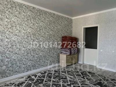 3-бөлмелі пәтер · 80 м² · 3/3 қабат, Ескі аэропорт ш/а., Бисена Жумагалиева 17, бағасы: 42 млн ₸ в Уральске, мкр Старый Аэропорт