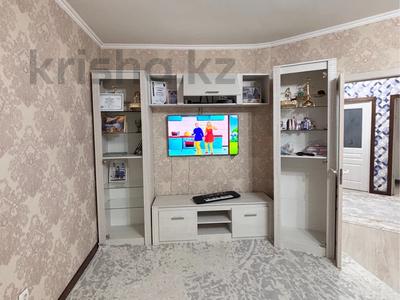 Продажа квартир в Алматы: 2-комнатная квартира · 70 м² · 6/13 этаж, мкр Нуркент — Ул Рыскулова - Ул Момышулы за ~ 33.9 млн 〒 2-комнатная квартира · 70 м² · 6/13 этаж, мкр Нуркент — Ул Рыскулова - Ул Момышулы за ~ 33.9 млн 〒 в Алматы, Алатауский р-н