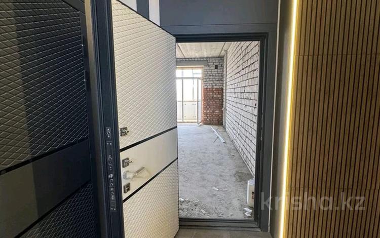 2-бөлмелі пәтер · 60 м² · 3/5 қабат, Проспект Сатпаева 15Д, бағасы: 27.9 млн ₸ в Усть-Каменогорске — фото 2