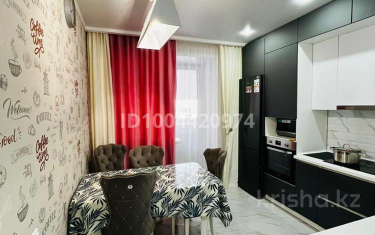 2-комнатная квартира · 65 м² · 2/9 этаж, Жамбыла за 300 000 ₸ в Петропавловске — фото 2