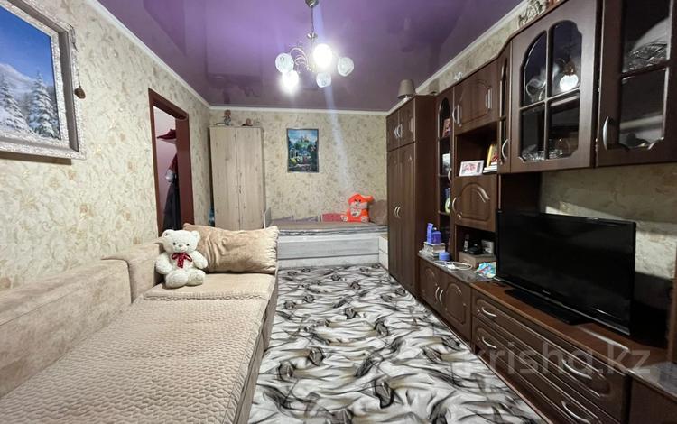 1-бөлмелі пәтер · 34 м² · 8/9 қабат, пр. Металлургов, бағасы: 7.5 млн ₸ в Темиртау — фото 2