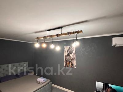 1-бөлмелі пәтер · 38 м² · 5/5 қабат, Казахстан 82/1 — Центральный рынок, бағасы: 12 000 ₸ в Усть-Каменогорске