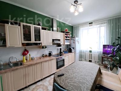 3-комнатная квартира · 98.7 м² · 13/14 этаж, Сакена Сейфуллина 8 за 45 млн 〒 в Астане, Сарыарка р-н