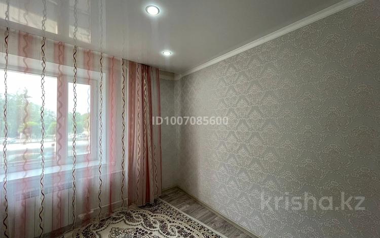 4-бөлмелі пәтер · 77 м² · 2/9 қабат, мкр. Зачаганск пгт, Жангирхана 17, бағасы: 24 млн ₸ в Уральске — фото 2